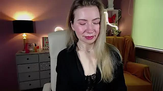 Mia_Tasty on StripChat