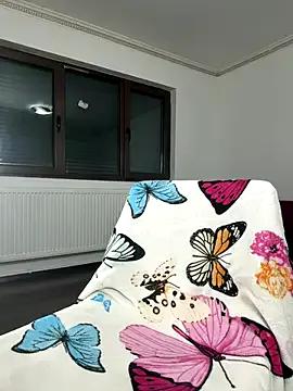 MiaKiittyy — lets make that jeans wet XOxo !