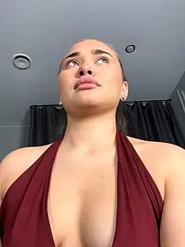 StripChat MilaRaven is Freechat MilaRaven — I meow like a cat