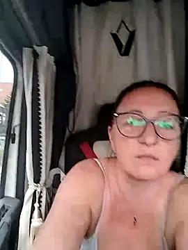 Freechat Milfa_nimfomana on StripChat