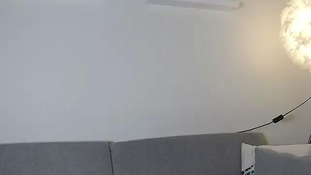 StripChat Miriam_fox is Freechat Miriam_fox — drive me crazy with your touch