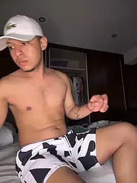 Freechat Mlkrrp on StripChat