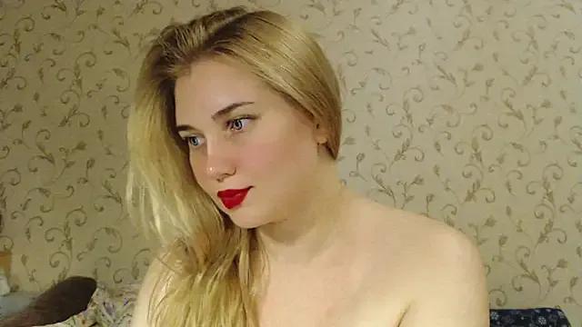 mmmPinUpGirl on StripChat