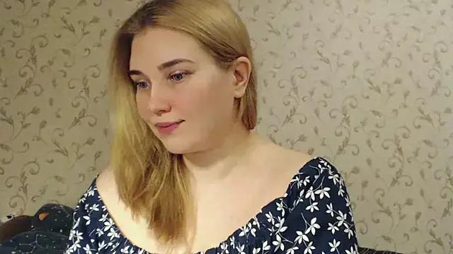 mmmPinUpGirl on StripChat