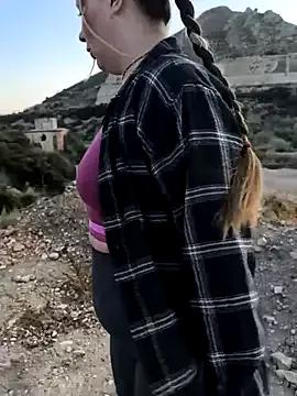 Freechat Mona_Plus on StripChat