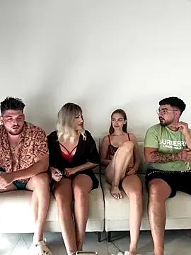 MrAndMrsSavage on StripChat