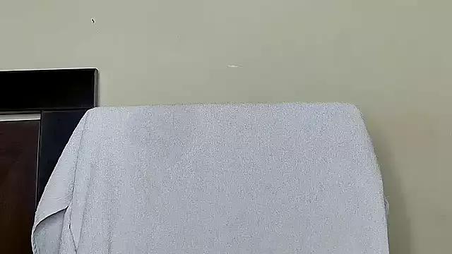 Naina_For_You on StripChat