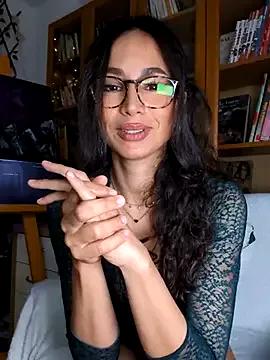 Freechat Naughty-Jessie on StripChat