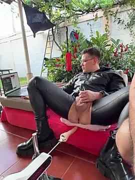 Freechat Neil_and_isaac on StripChat