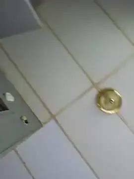 Nikkierosee on StripChat