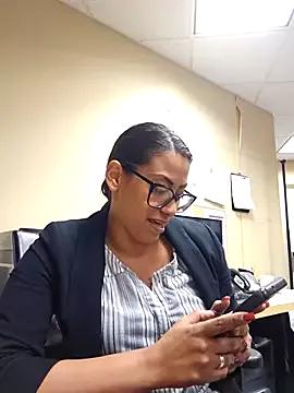 Nikkierosee on StripChat