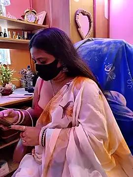 Freechat nisha_baby2 on StripChat