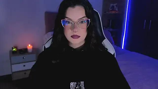 Freechat OphelianaRose33 on StripChat