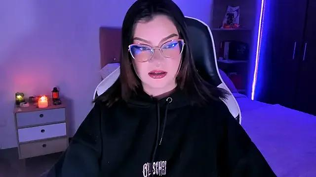 Freechat OphelianaRose33 on StripChat