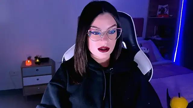 Freechat OphelianaRose33 on StripChat