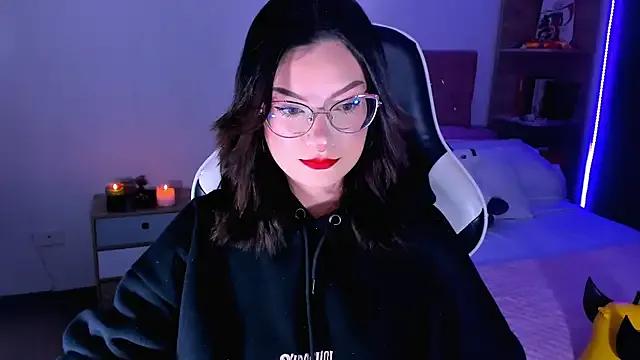 Freechat OphelianaRose33 on StripChat