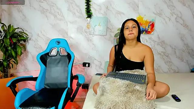 paula_desire — FLASH TITS