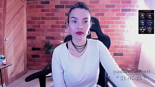 paulinabarnett- on StripChat