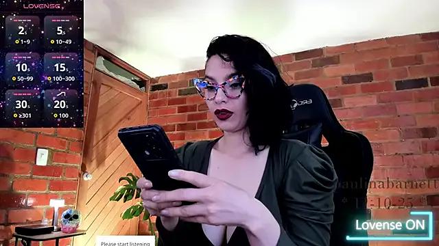 paulinabarnett- on StripChat