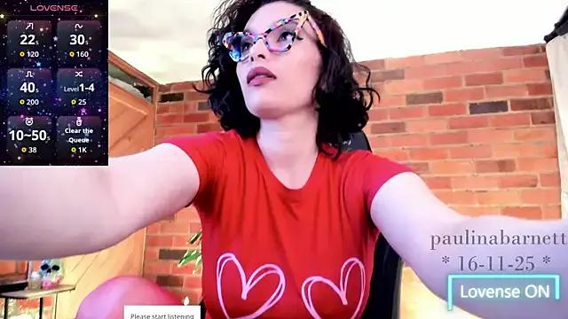 paulinabarnett- — of fshirt + off bra