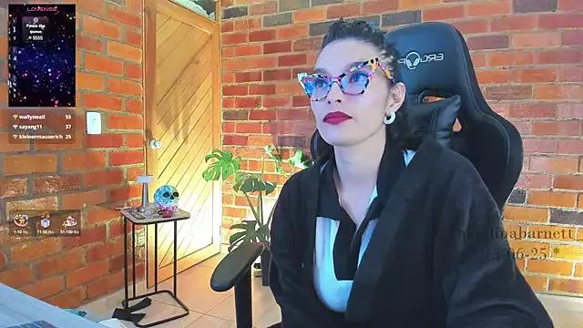 paulinabarnett- on StripChat