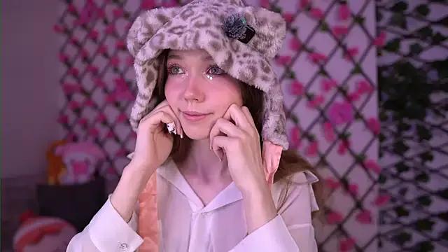 Freechat Petite_Polly on StripChat