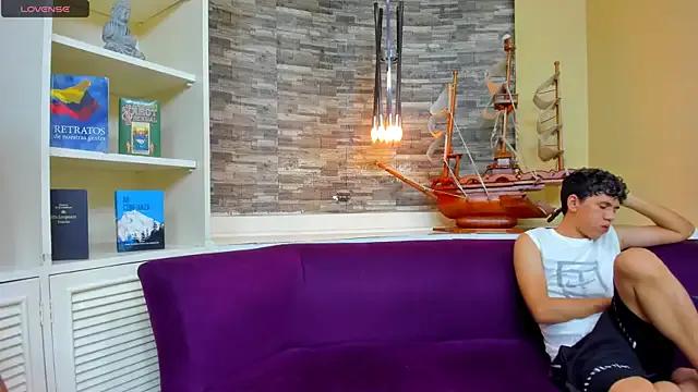 PoisonGuys on StripChat