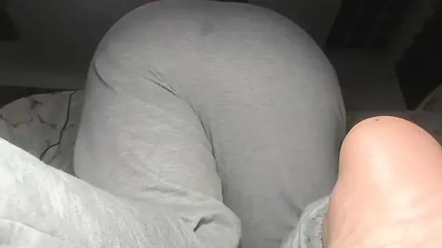 prettyangelsquirt on StripChat