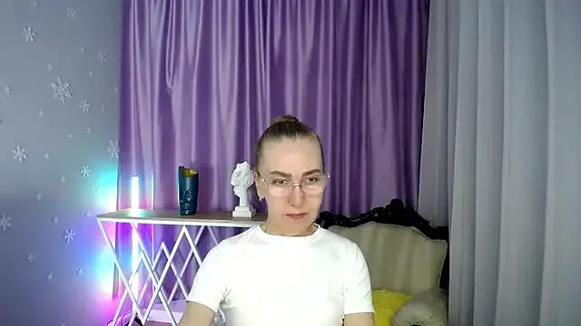 queen_a_n_i on StripChat