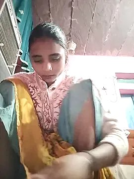 R_Roshni on StripChat