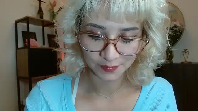 Freechat Ramona_Flower on StripChat