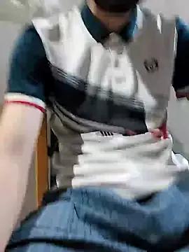 Freechat RaoufDz17cm on StripChat