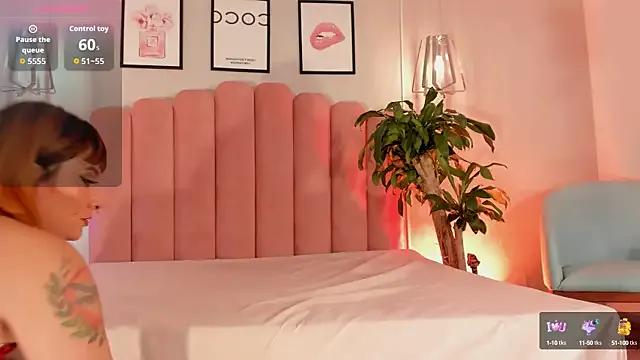 Freechat raven_black_ on StripChat