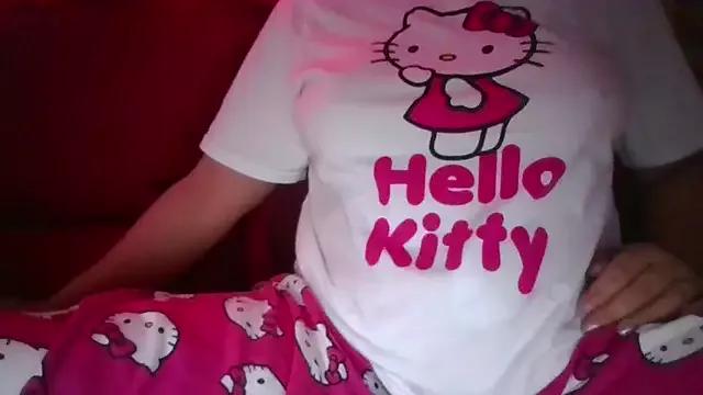 RealLittleRedRidingHood on StripChat