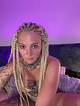 redNatified on StripChat