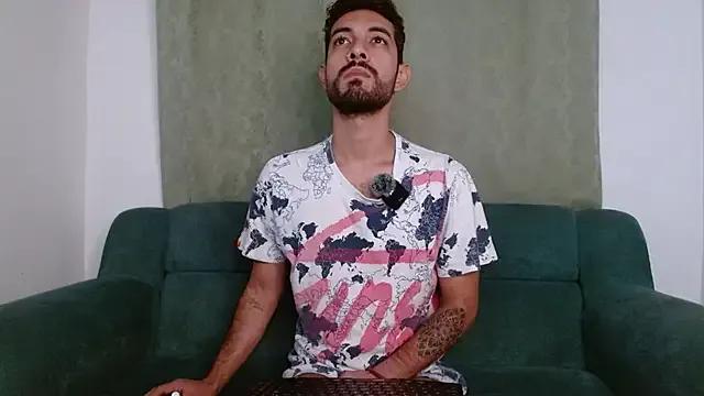 ReyPablo1 on StripChat