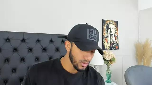 Robin_Rief on StripChat