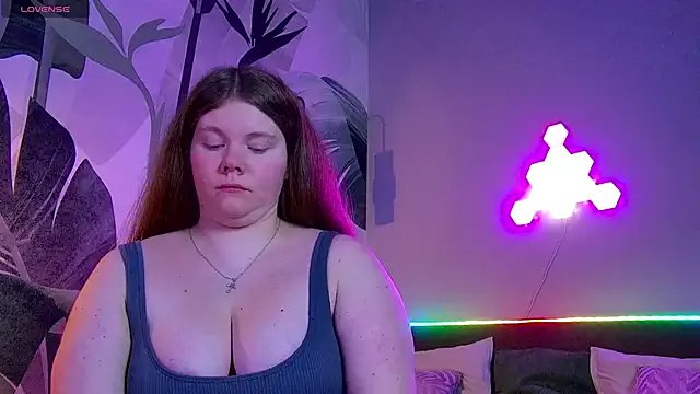 RubyValen on StripChat