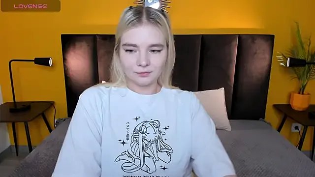 RuthBryant on StripChat