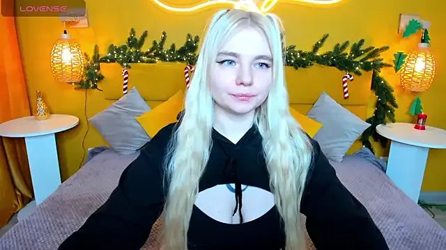 RuthBryant on StripChat