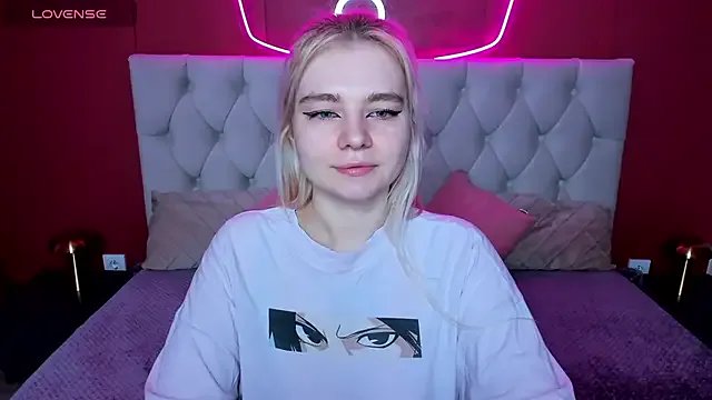 RuthBryant on StripChat