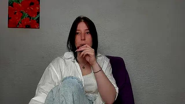 Freechat Sannyflover on StripChat