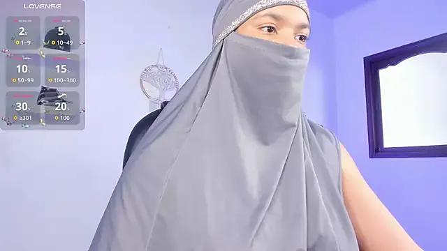 saray_halam — Oil sexy buttocks + spank my ass x 10