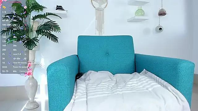 saray_halam on StripChat