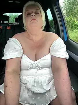 Freechat sexychazza16 on StripChat