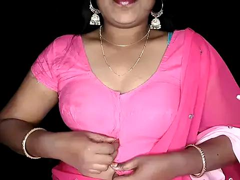 shila20 — boobs on oil