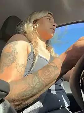 Freechat Shuggabutt on StripChat