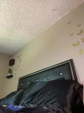 Freechat Shuggabutt on StripChat