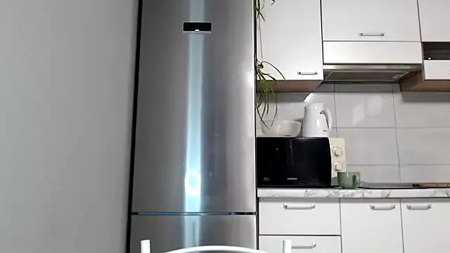 SierraSky_ on StripChat