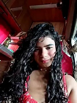 Simone_Miller on StripChat